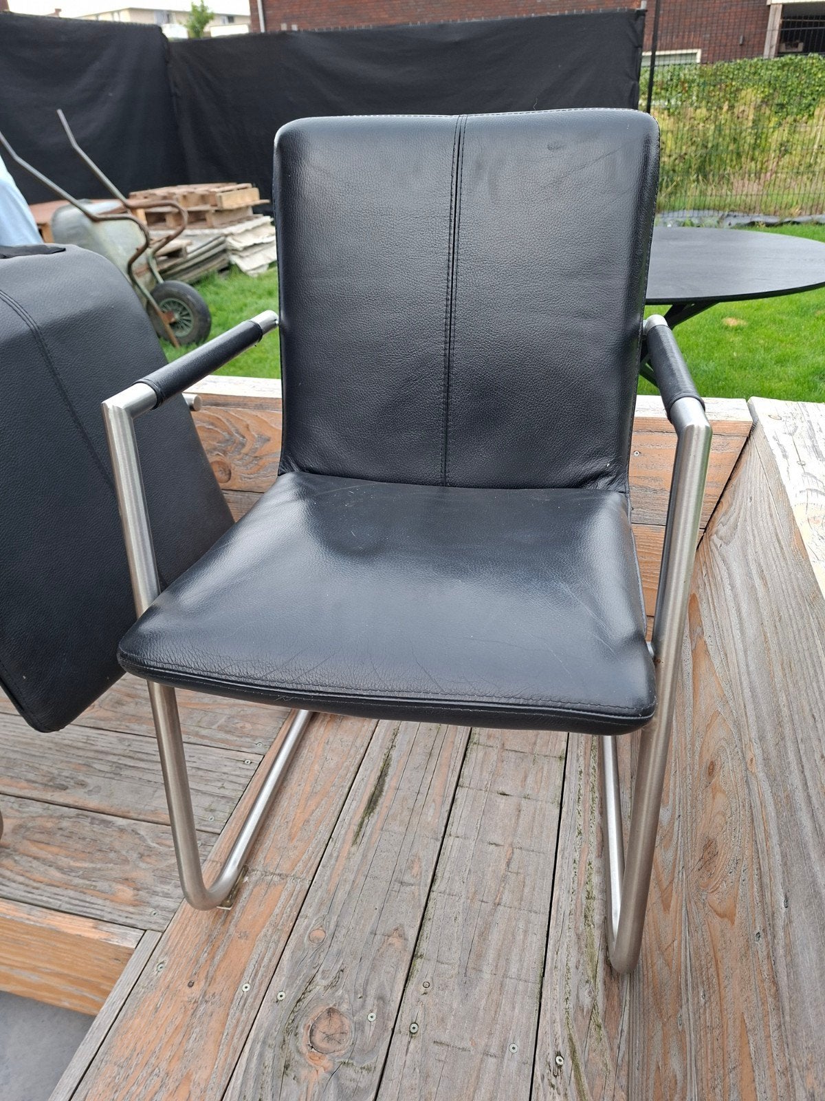 6 zwarte leren eetkamerstoel met metalen frame, Huis en Inrichting, Ophalen, Gebruikt, Zwart, Modern