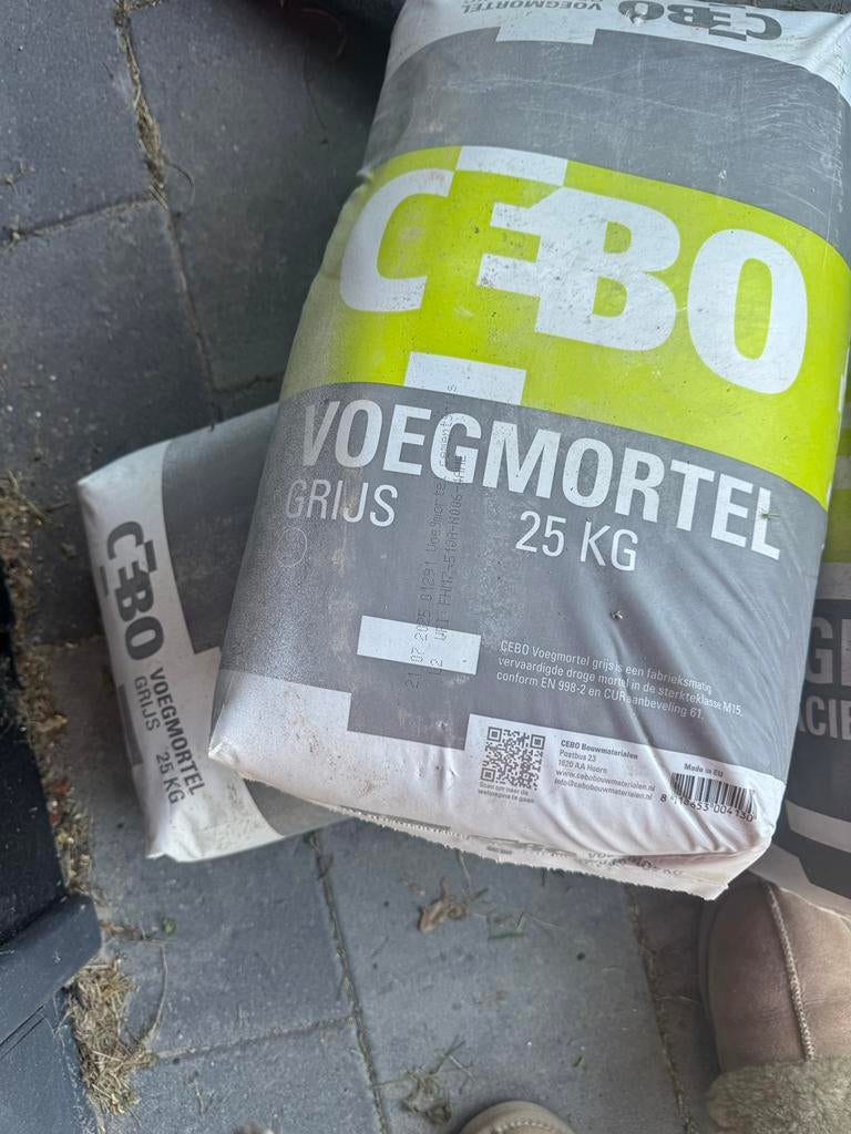 Cebo voegmortel grijs 25 kg 2 zakken, Ophalen, Nieuw, Voegzand