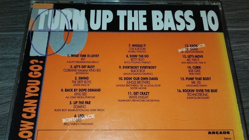 Turn Up The Bass 10, Ophalen of Verzenden, Zo goed als nieuw, Poprock