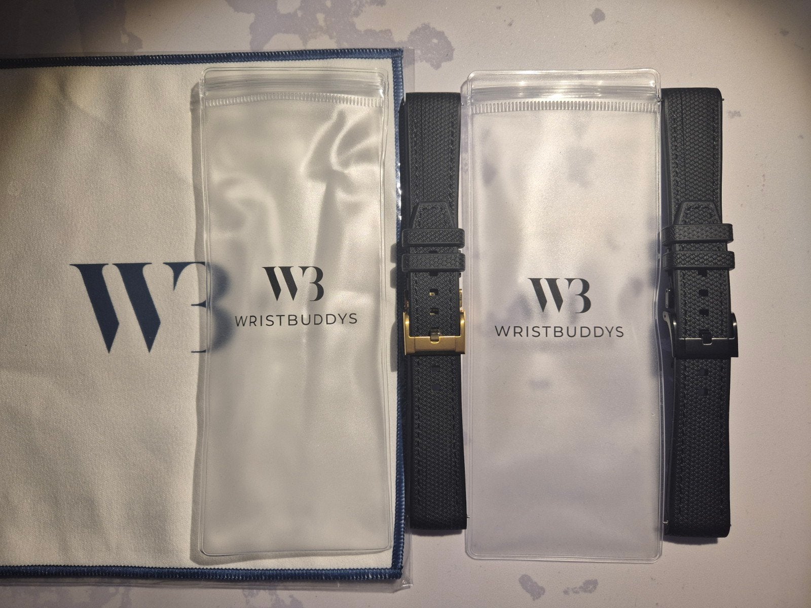 Wristbuddys rubber strap, gouden of zwarte deployant clasp, Ophalen, Nieuw, Overige merken