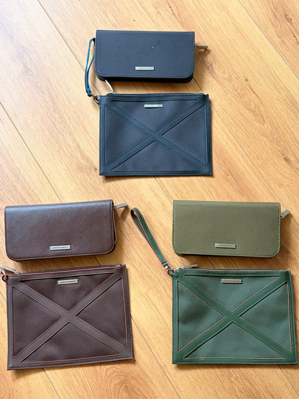 Jantaminiau x KLM etuis/clutches, diverse kleuren, Ophalen of Verzenden, Gebruikt, Zwart, Softcase