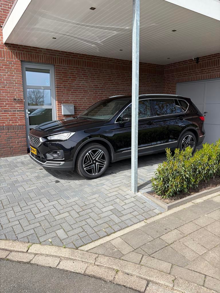 Seat Tarraco 1.5 TSI 150pk Dsg-7 2020 Zwart, 4 cilinders, Leder en Stof, Zwart, Overige kleuren