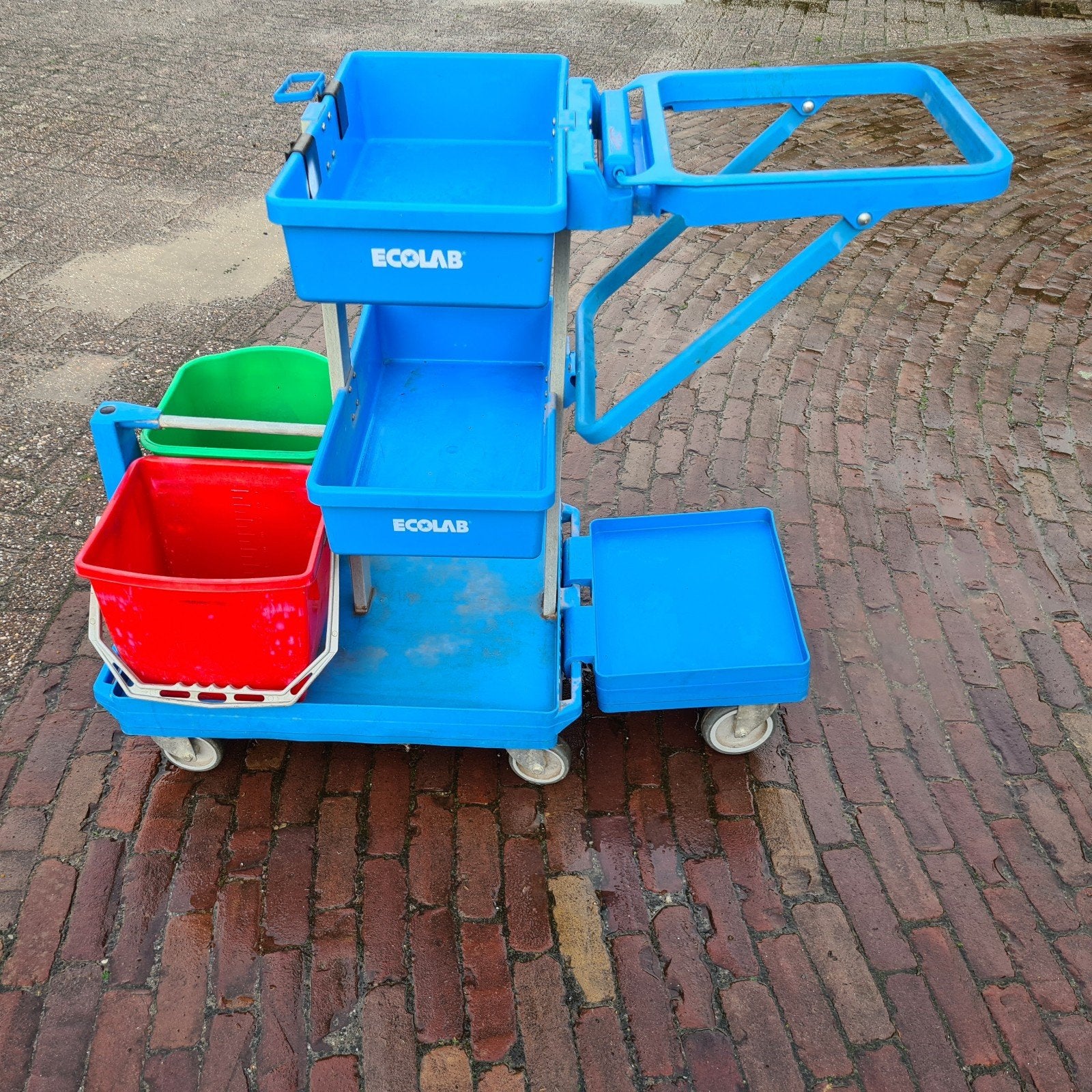 Schoonmaakwagen ecolab, Ophalen, Dweilemmer, -bak, of -wagen