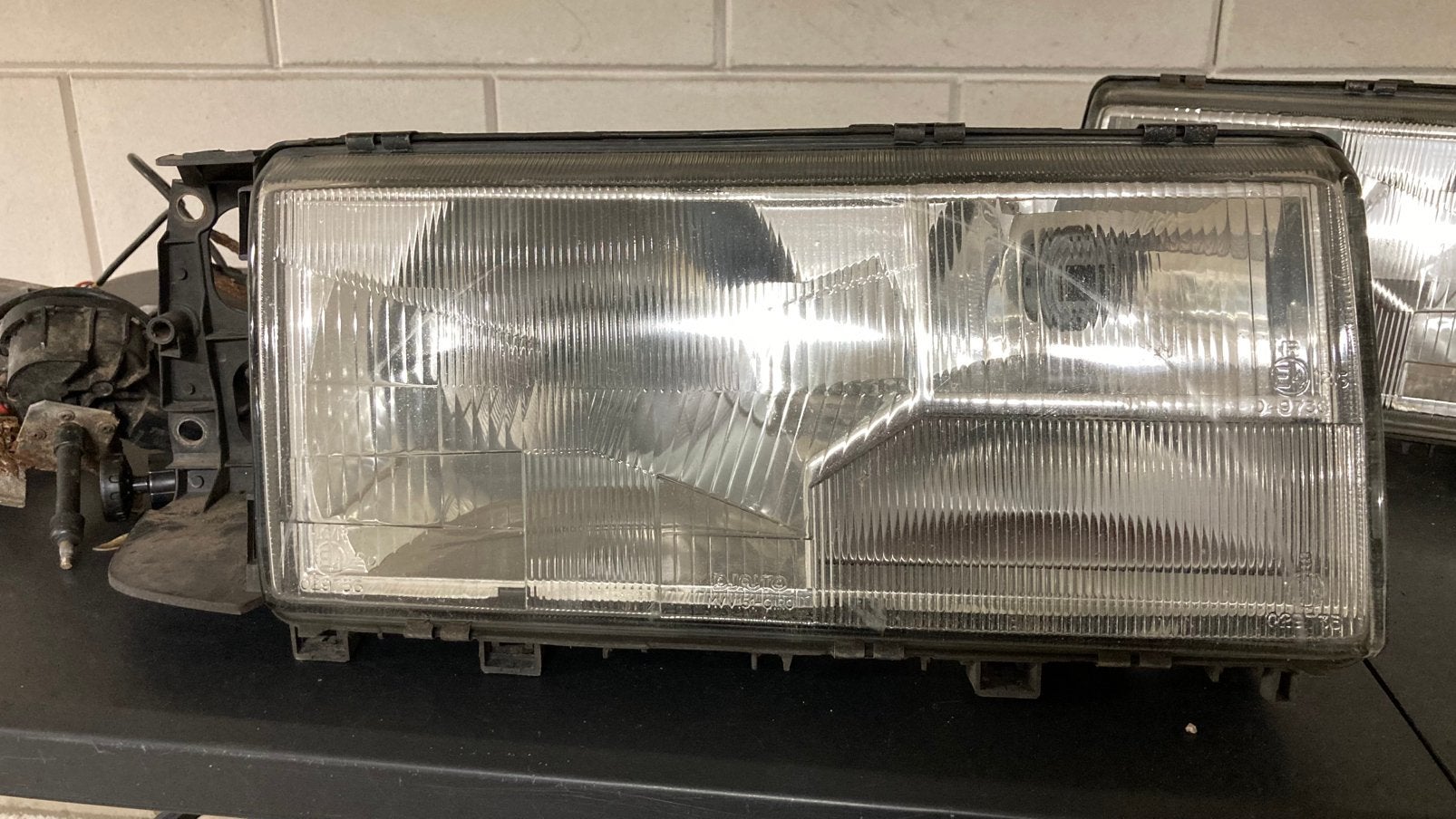 Volvo 940 koplampen 2 merken, Ophalen, Gebruikt, Volvo
