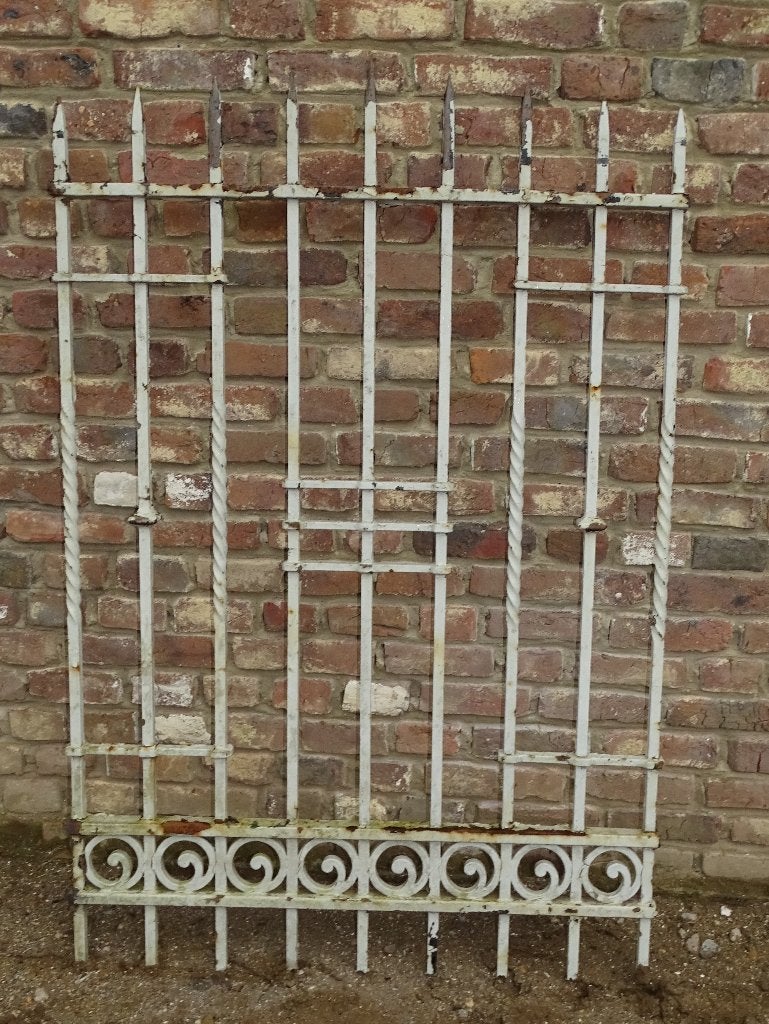 smeedijzeren doorlooppoort poort hek, Ophalen