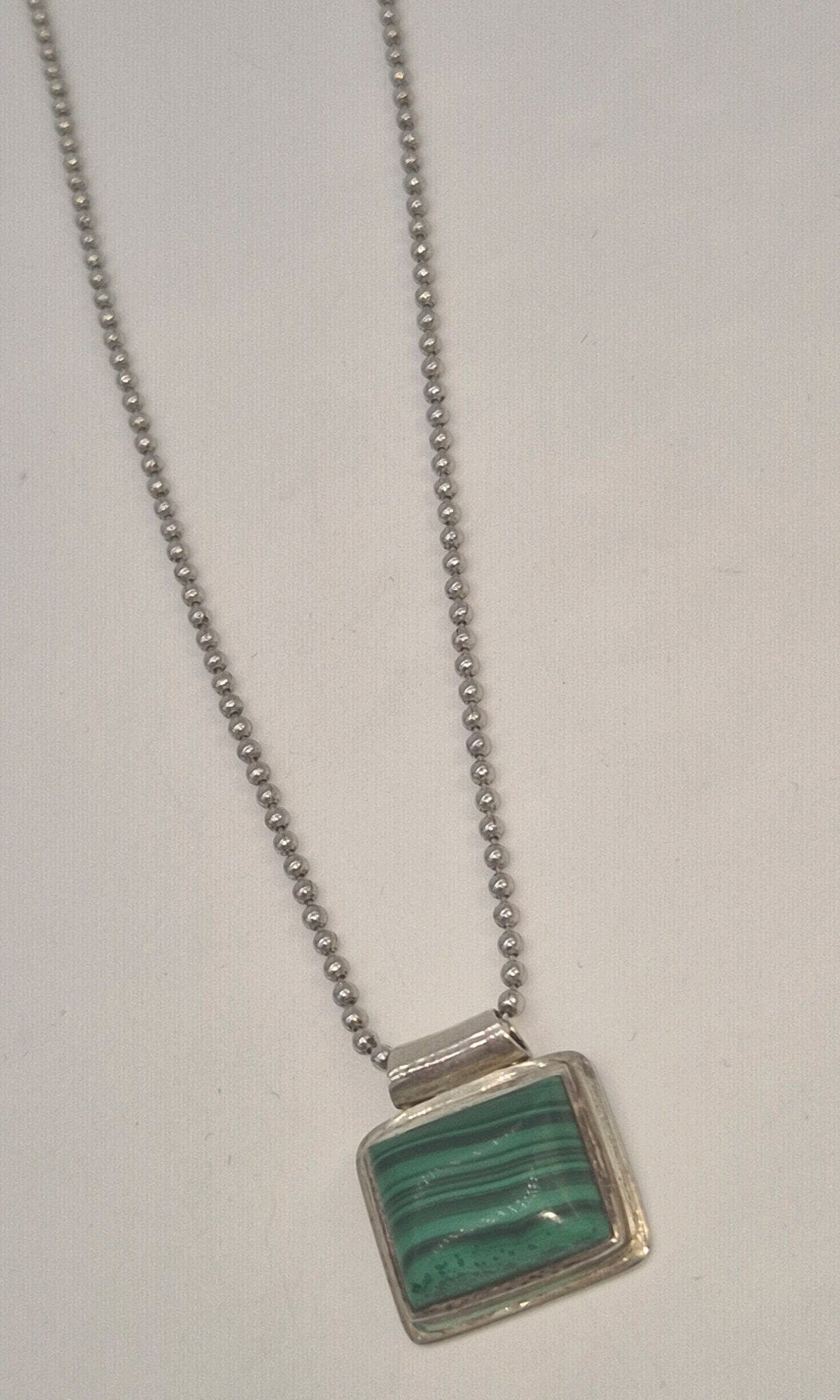 Zilveren ketting met malachiet steen 925, Gebruikt, Verzenden, Met edelsteen, Zilver
