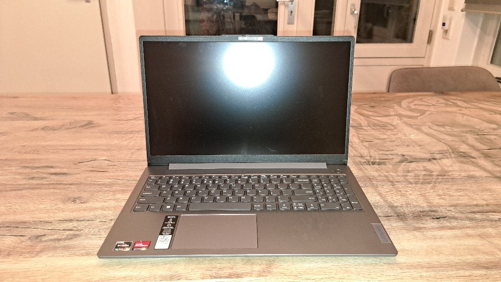 LENOVO IdeaPad Slim 3 15AMN8 AMD  16 GB - 512 GB -, Met videokaart, Nieuw, SSD, Lenovo IDeapad slim 3