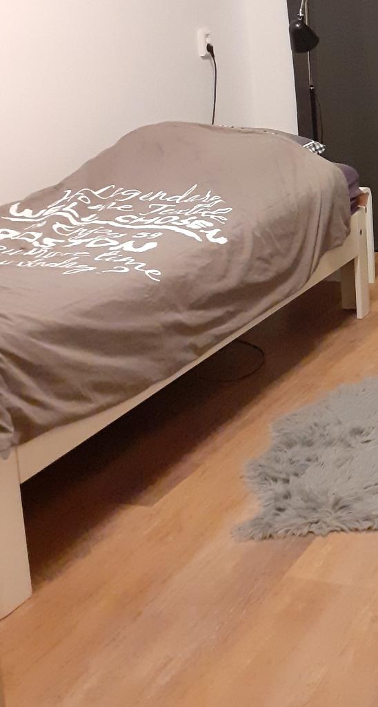 Auping eenpersoonsbed elektrisch verstelbare lattenbodem, Ophalen, 90 cm, Eenpersoons, Wit