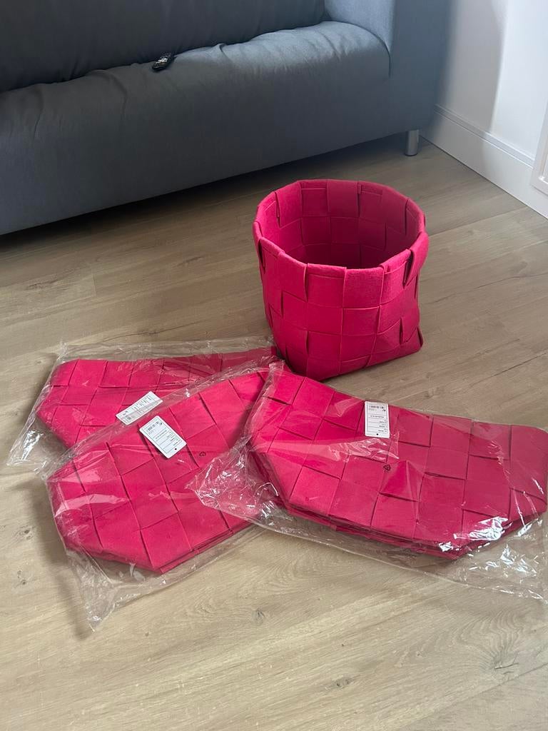 4 nieuwe, grote, roze manden te koop, Ophalen of Verzenden, Nieuw, Overige typen