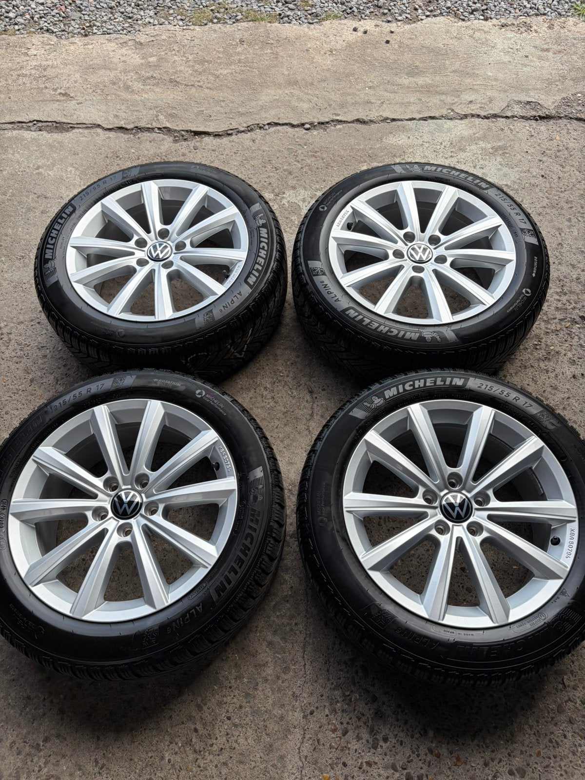 Velgen Winterset Origineel 17inch VW T-Roc Passat Caddy, Auto-onderdelen, Ophalen, Banden en Velgen, 17 inch, Winterbanden