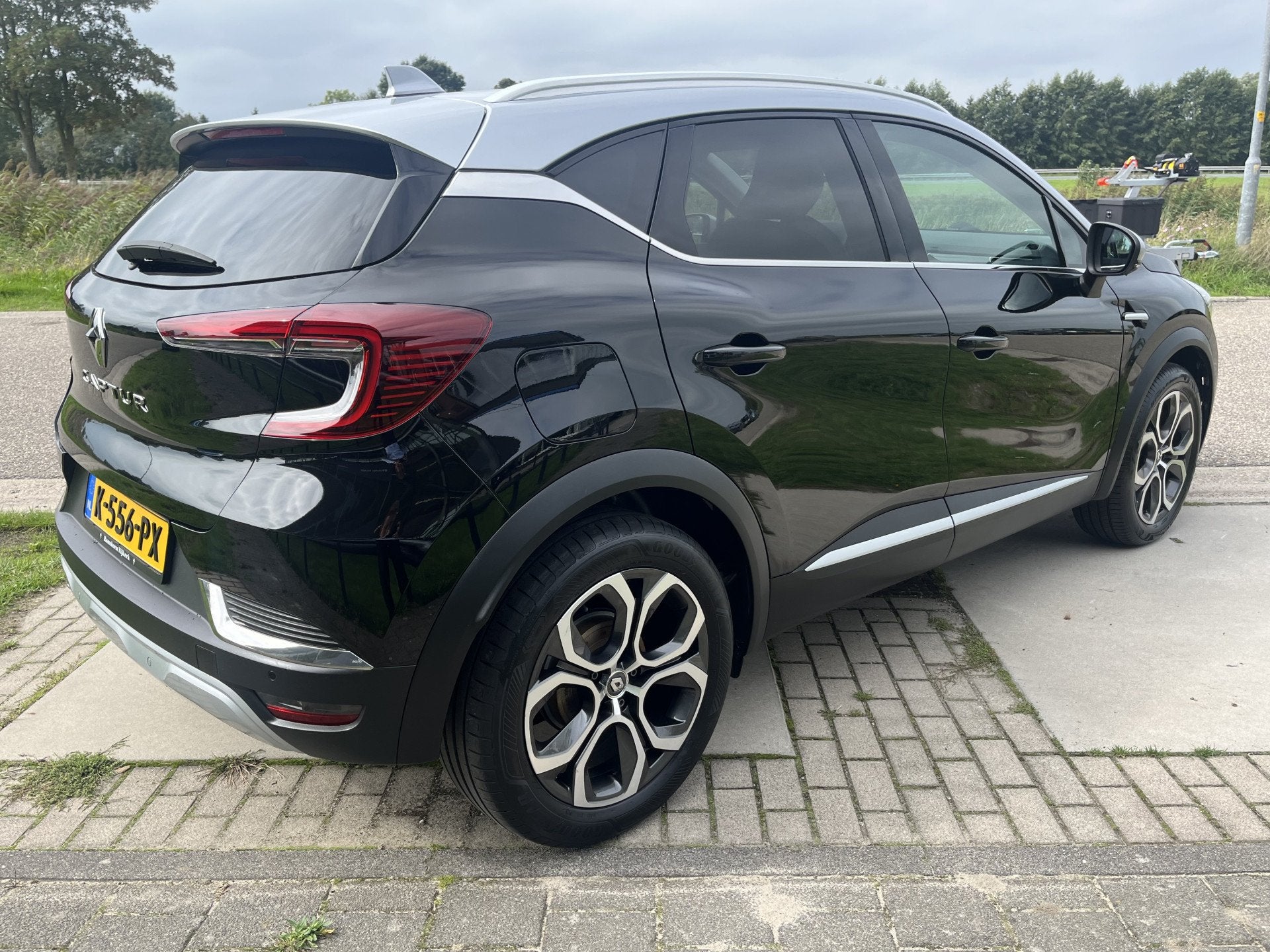 Renault Captur 1.3 TCe 130 Edition One EDC / Dealer onderhou, Auto's, Gebruikt, Leder en Stof, Zwart, Bedrijf
