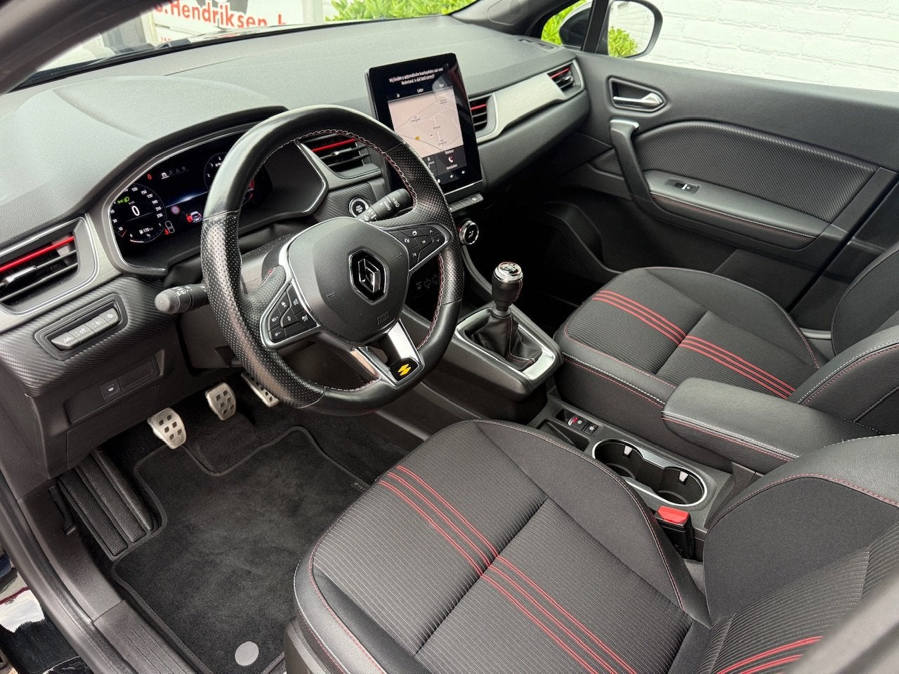RENAULT Captur TCe 140pk Mild Hybrid R.S. Line/ Stoel + stuu, Auto's, Dealer onderhouden, Gebruikt, 4 cilinders, Leder en Stof