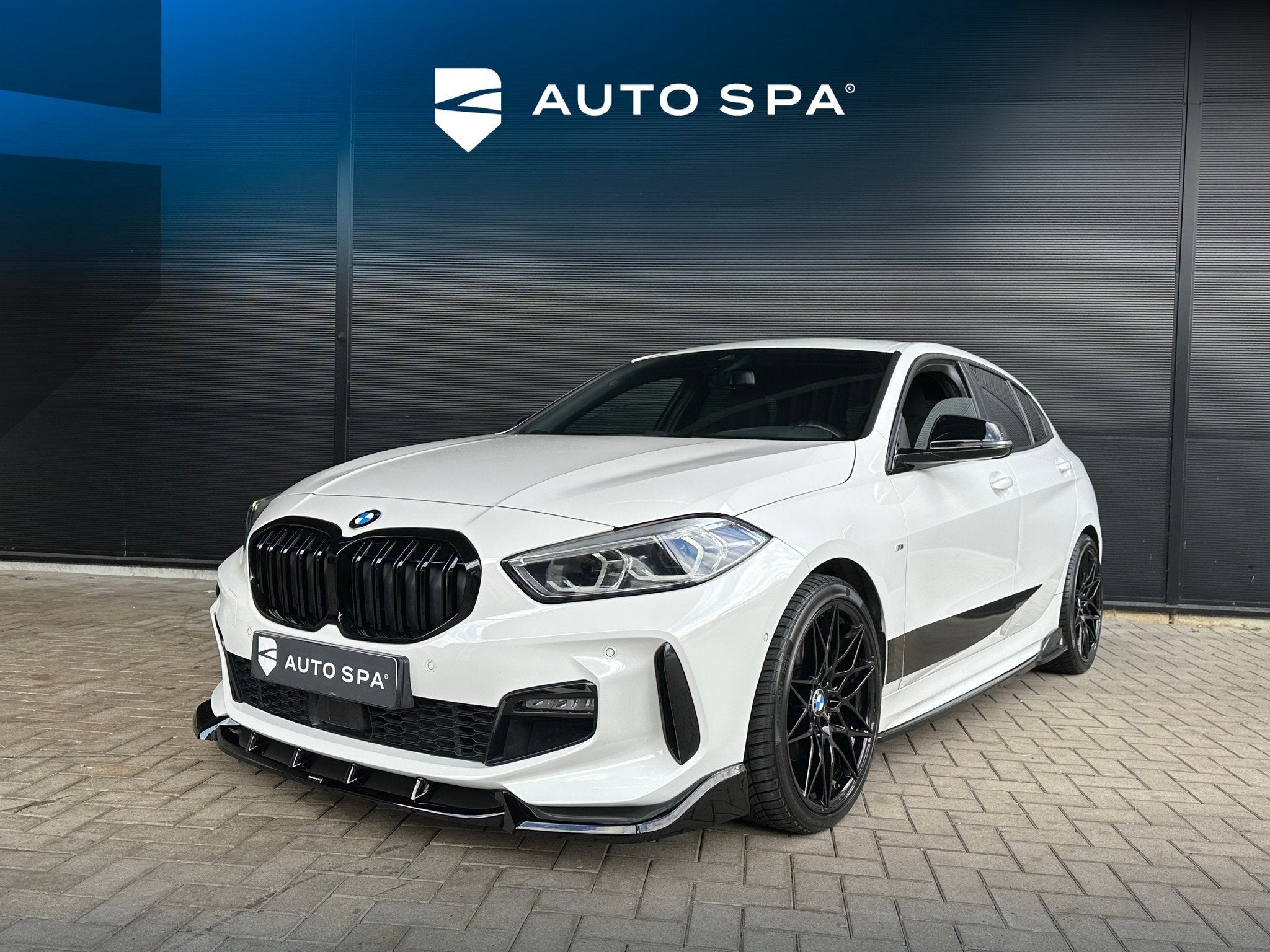 BMW 1 Serie 118i | M-Sport | AUT | 5-Deurs | HiFi | Performa, Auto's, BMW, 136 pk, Gebruikt, Wit, Origineel Nederlands