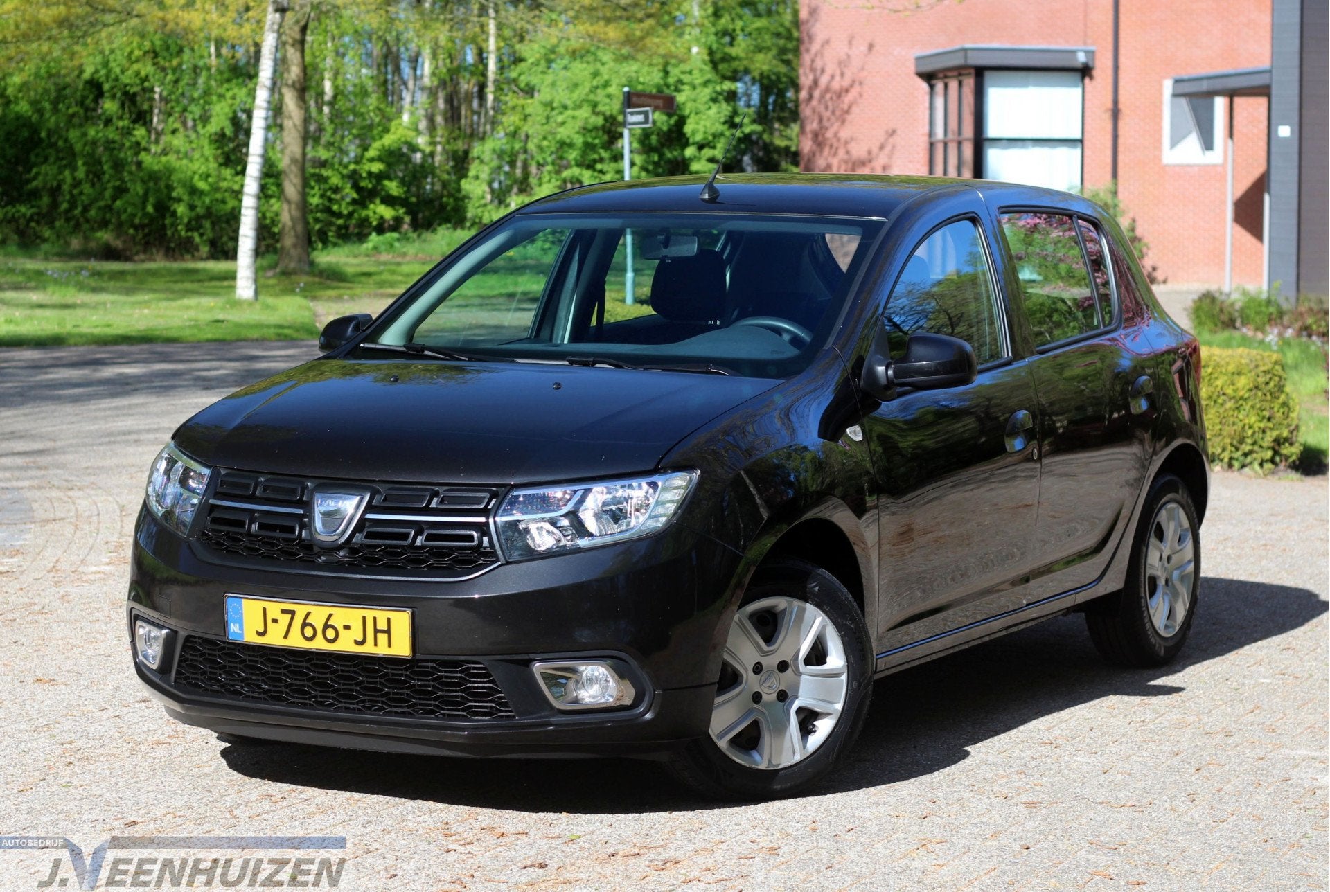 Dacia Sandero 1.0 TCe LPG | Bi-Fuel Comfort |⭐Goedkoop tan, Voorwielaandrijving, LED verlichting, Zwart, Origineel Nederlands