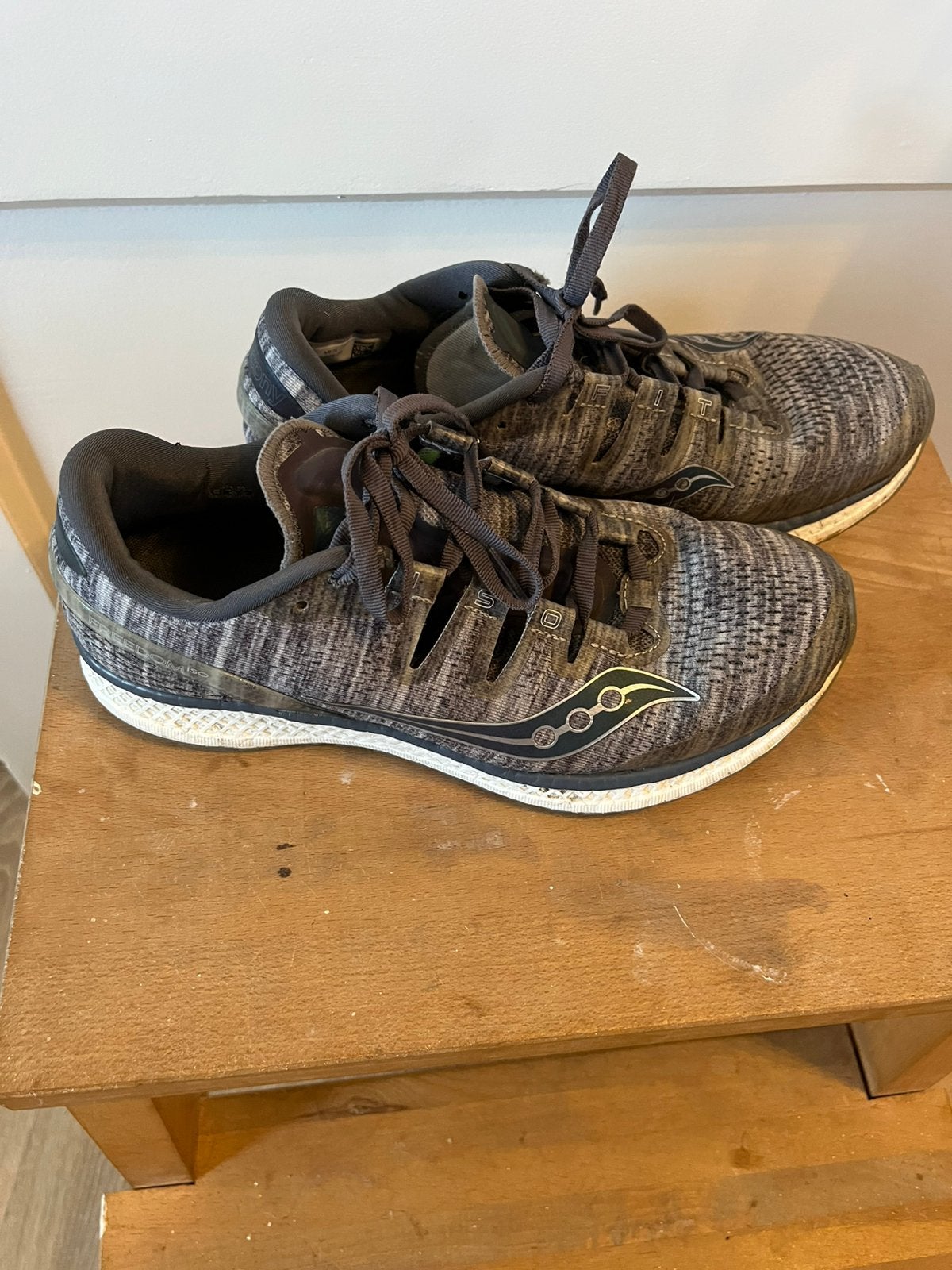 Saucony everun hardloopschoenen, Ophalen of Verzenden, Zo goed als nieuw, Hardloopschoenen, Saucony