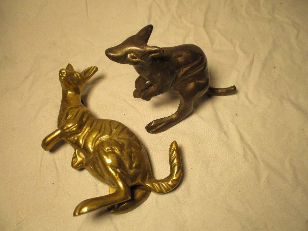 2x kangaroos van koper deurklopper en beeldje, Antiek en Kunst, Ophalen of Verzenden