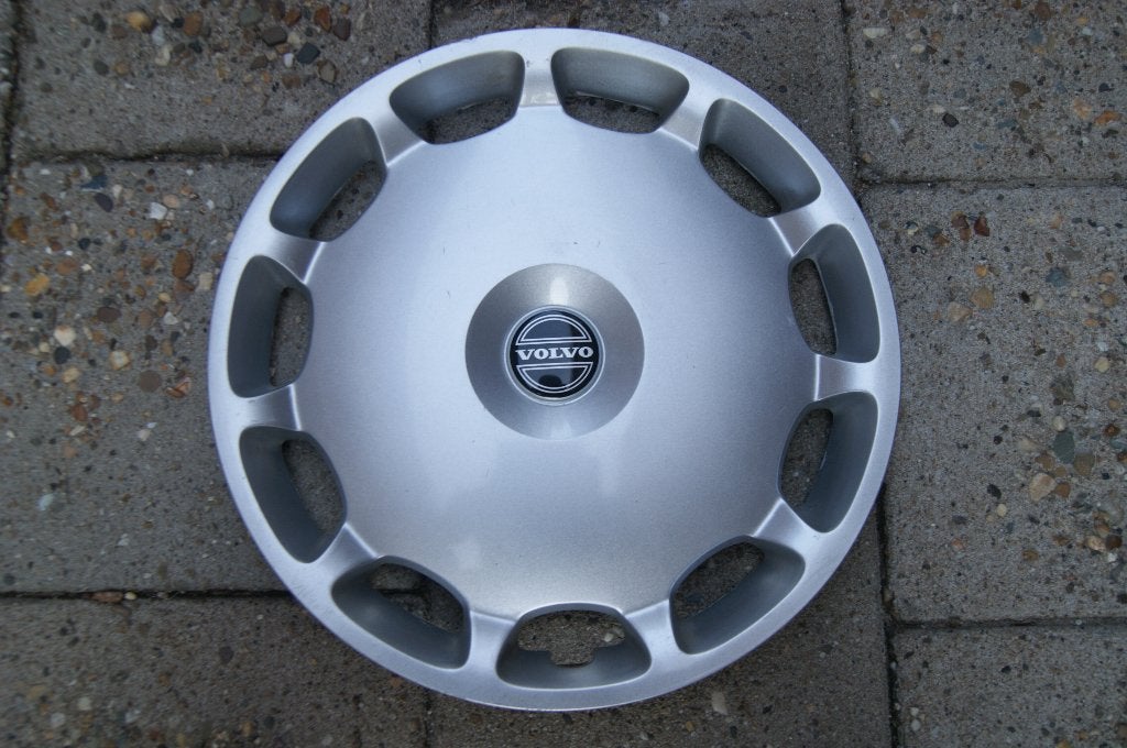 1 losse originele wieldop Volvo V70 16 inch (Model 1), Auto diversen, Wieldoppen, Ophalen of Verzenden, Gebruikt