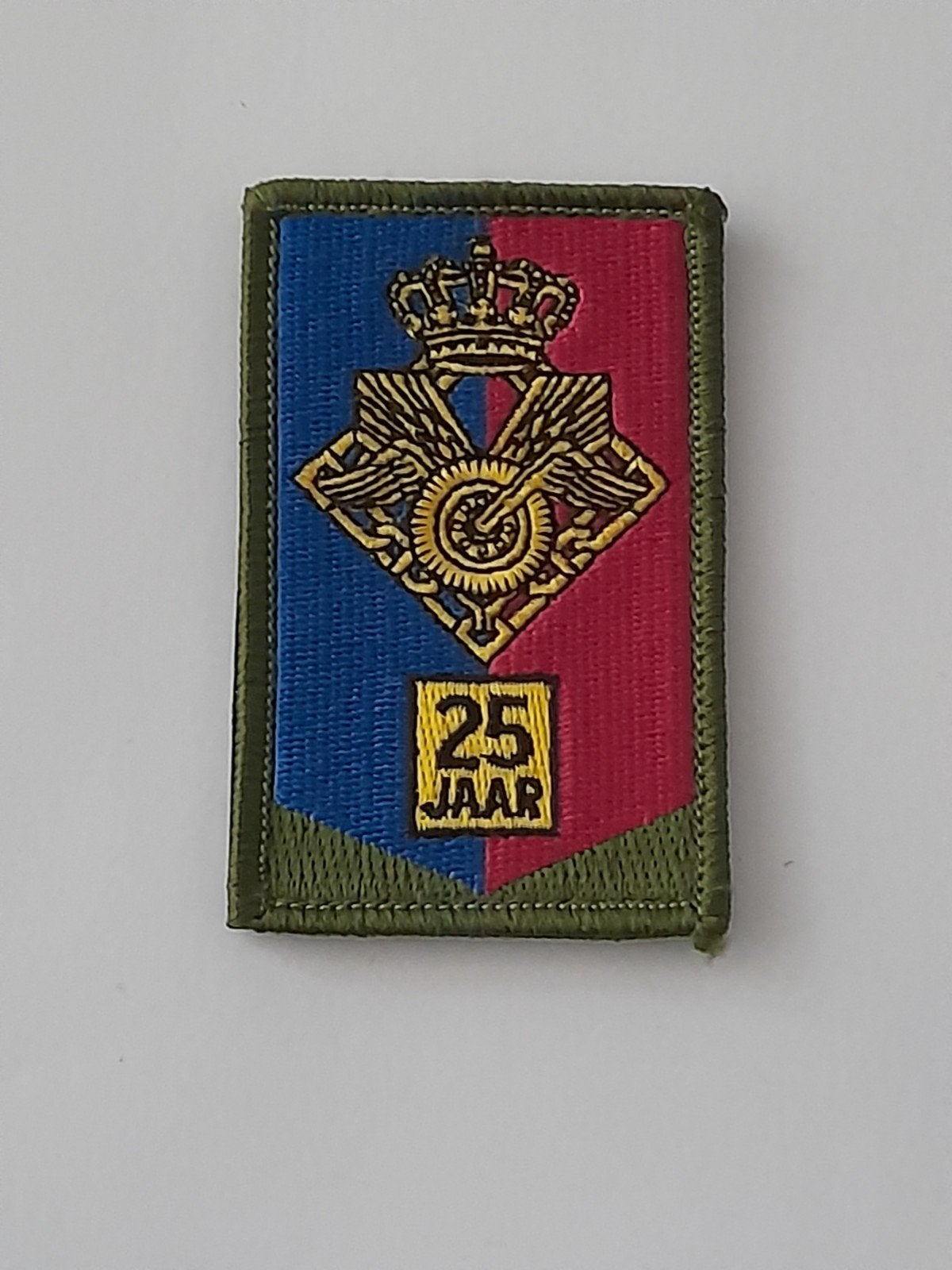 Mouwembleem 25 jaar bevo en transport regiment, Ophalen of Verzenden, Landmacht, Nederland, Embleem of Badge