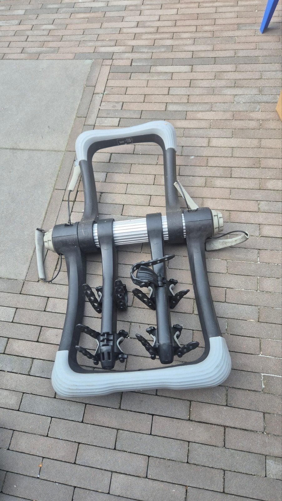 Thule Raceway 991 Fietsendrager voor Achterklep, Ophalen of Verzenden, 2 fietsen, Gebruikt, Achterklepdrager
