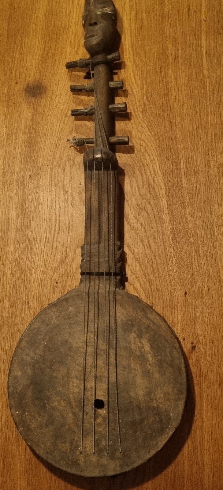 Uniek Afrikaans snaarinstrument met gesneden hoofd, Hout, Afrika, Overige typen, Ophalen of Verzenden
