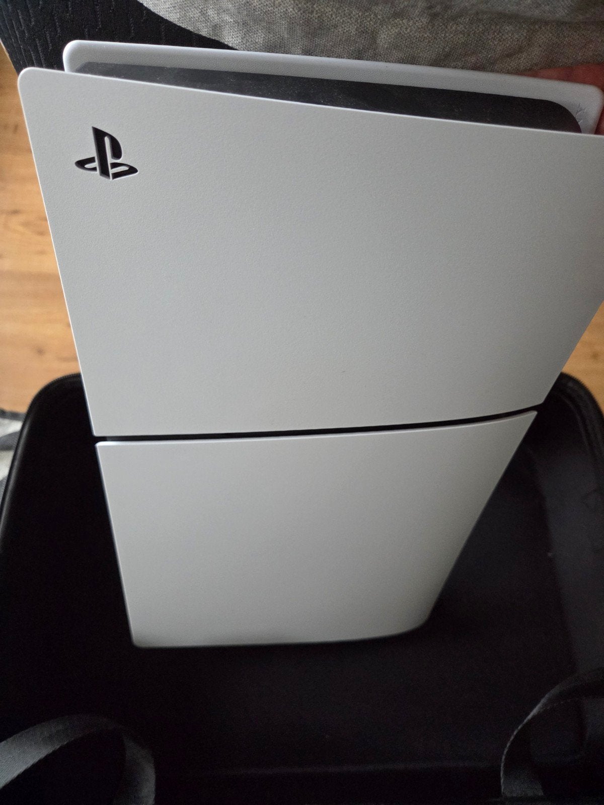PS5 Digital Edition 825GB met tas - Zo goed als nieuw, Ophalen, Zo goed als nieuw, Playstation 5 Digital