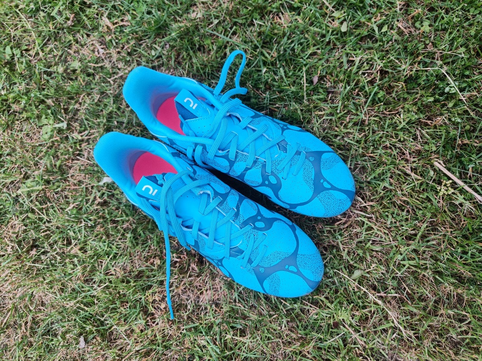 Kipsta Viralto STC Voetbalschoenen - Maat 42, Sport en Fitness, Voetbal, Ophalen of Verzenden
