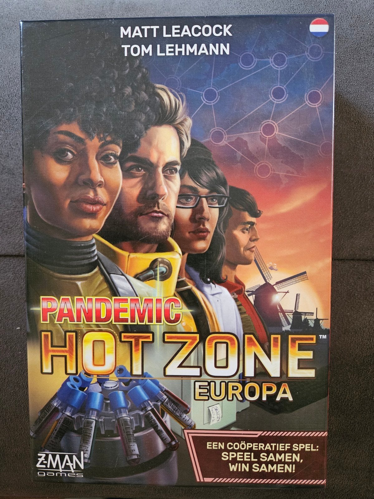 Pandemic Hot Zone: Europa - Coöperatief bordspel, Ophalen of Verzenden