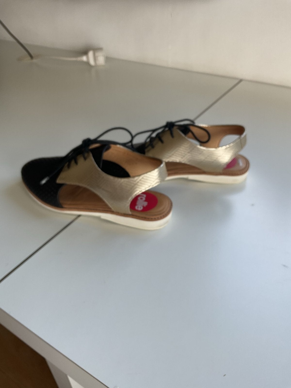 Rollie Dolly schoen met open hak - Zwart/Goud leer, Kleding | Dames, Ophalen of Verzenden, Zo goed als nieuw, Zwart, Sandalen of Muiltjes