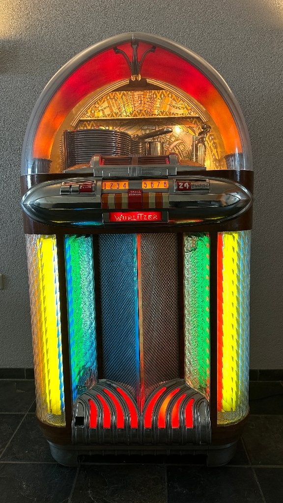 Wurlitzer 1100 jukebox uit 1948 met 24 selecties, werkend, Ophalen, Gebruikt, Voor 1950, Wurlitzer