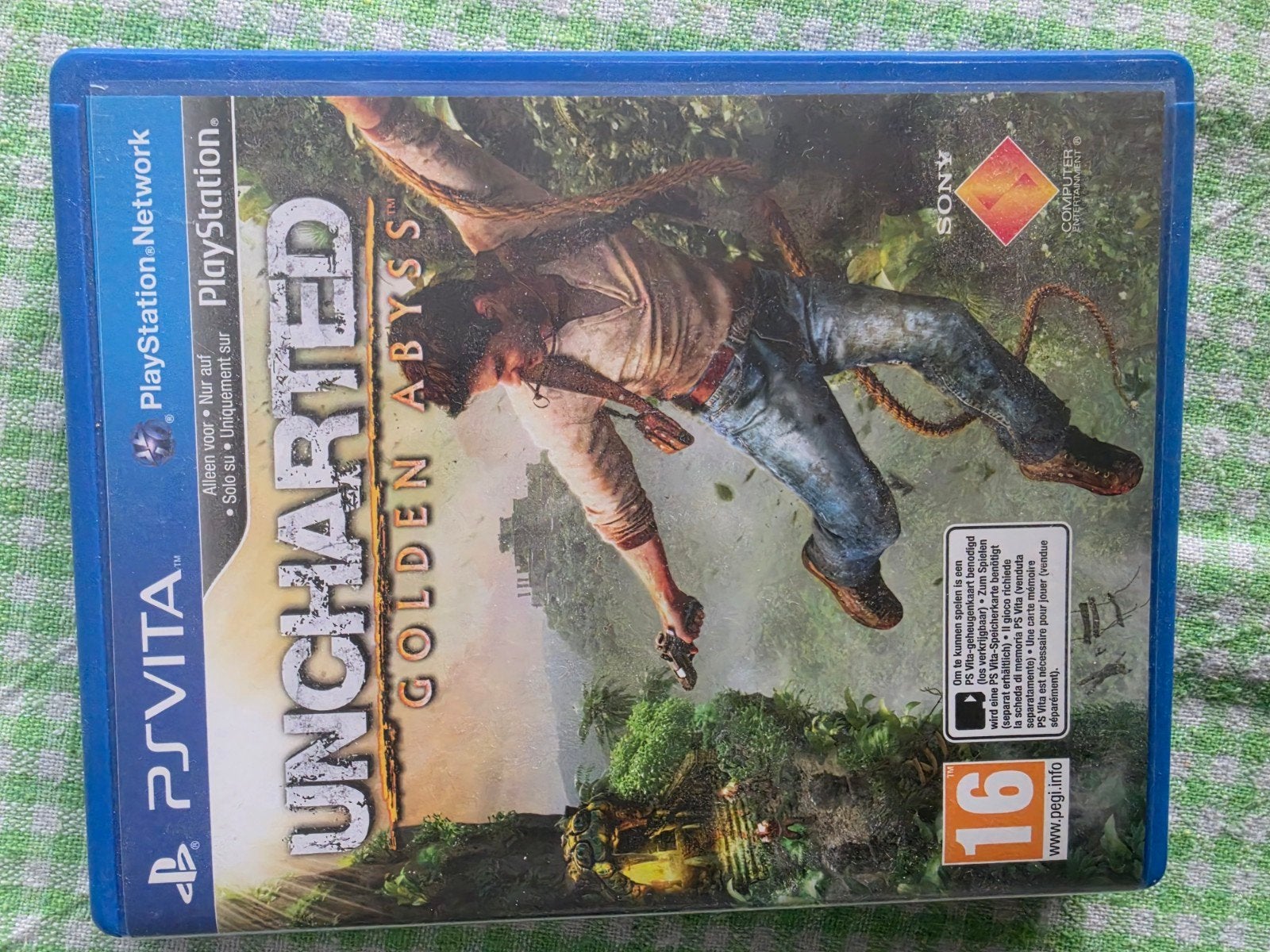 Uncharted Golden Abyss PS Vita, Ophalen of Verzenden, Zo goed als nieuw