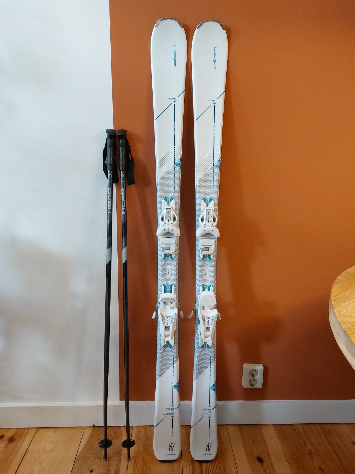 Elan Delight Prime all-mountain ski 158 cm met skistokken, Sport en Fitness, Skiën en Langlaufen, Overige merken, 140 tot 160 cm