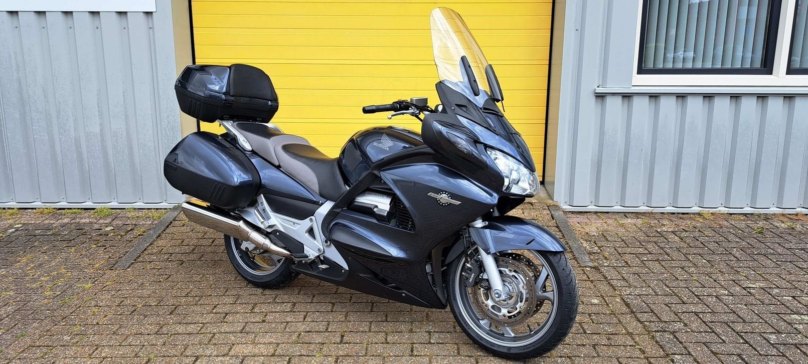 HONDA ST 1300 PAN EUROPEAN (bj 2006), Motoren, HONDA, 4 cilinders, Motorrijbewijs A, Bedrijf