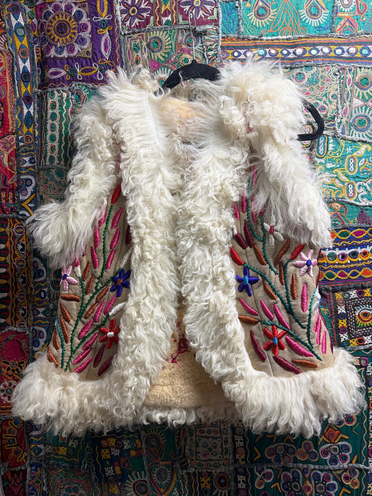 Vintage Geborduurde Schapenvacht Gilet waistcoat m, Ophalen, Gedragen