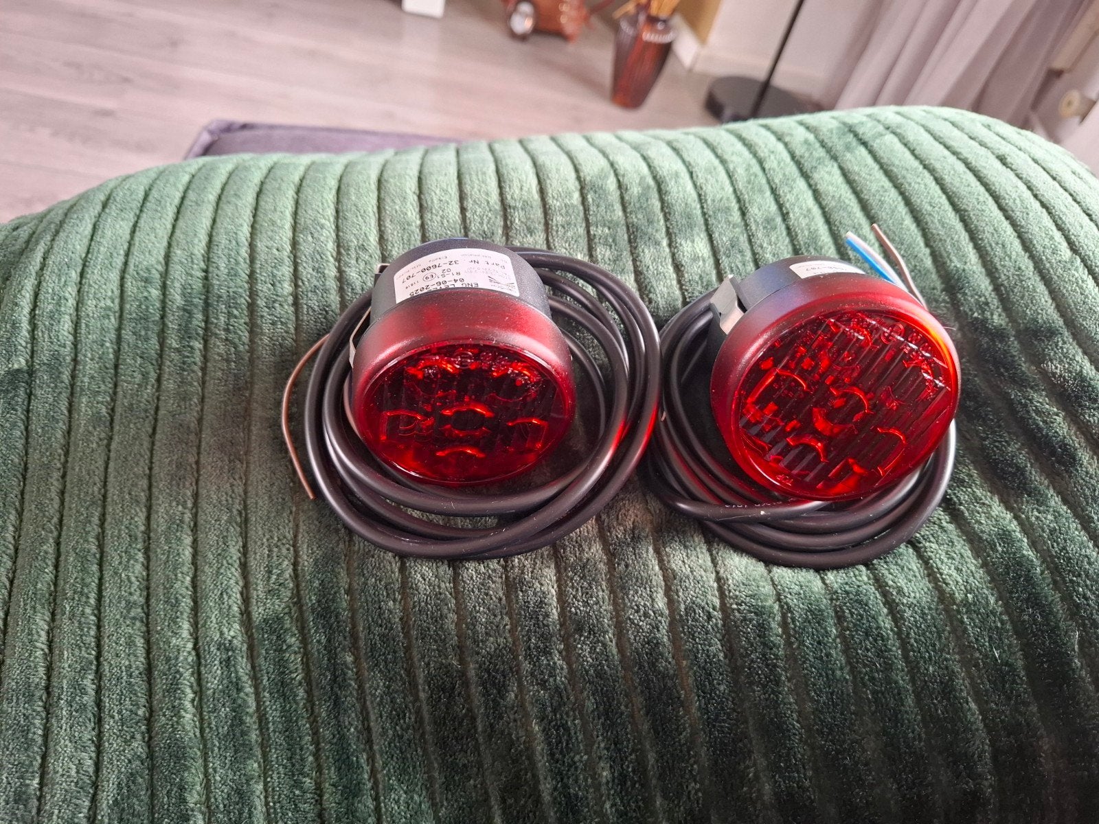 2x Achterlicht LED 12-24V Rood - Nieuw, Ophalen of Verzenden, Nieuw, Universele onderdelen