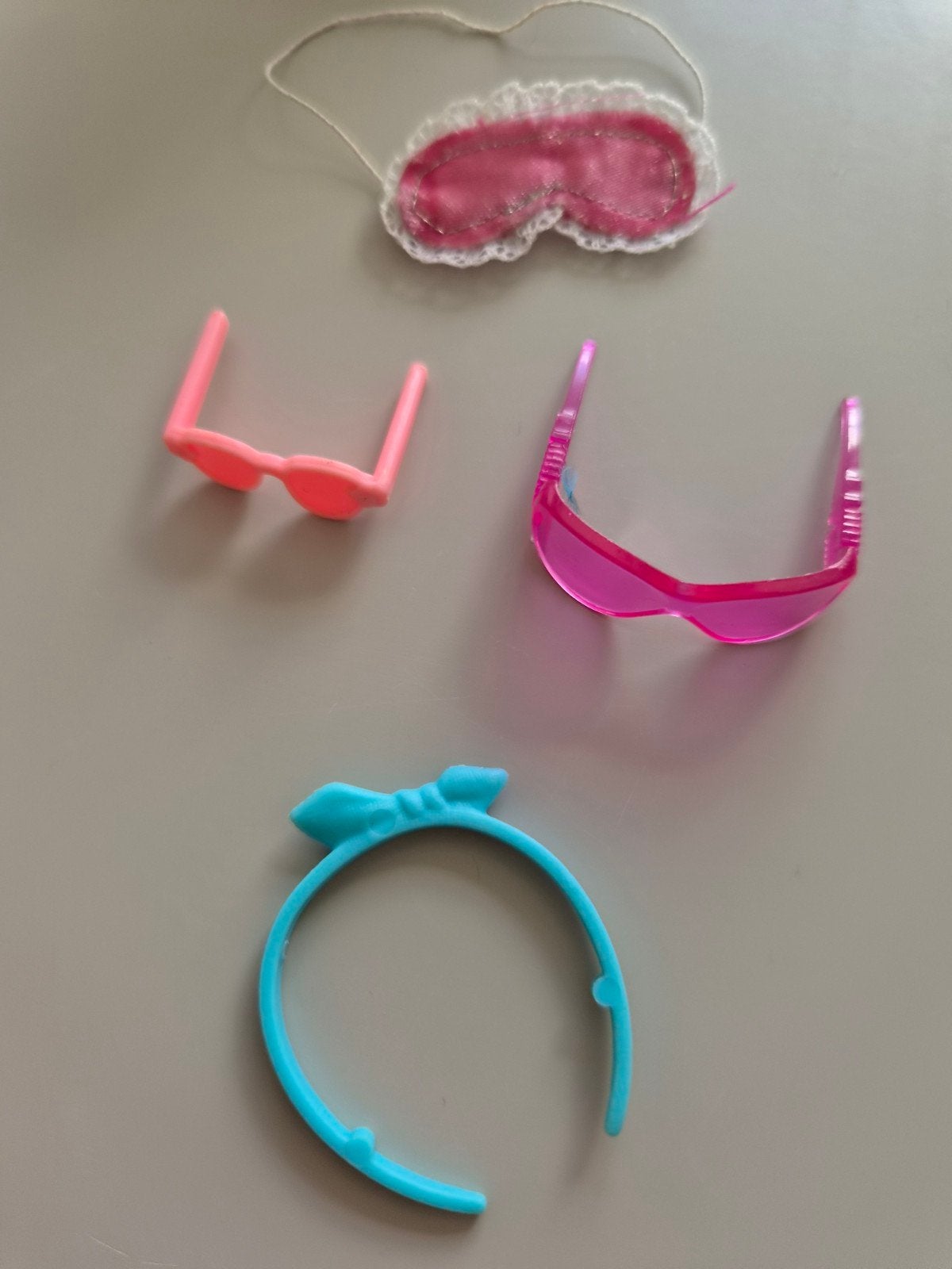 Barbie accessoires: bril, slaapmasker en haarband, Ophalen of Verzenden, Gebruikt