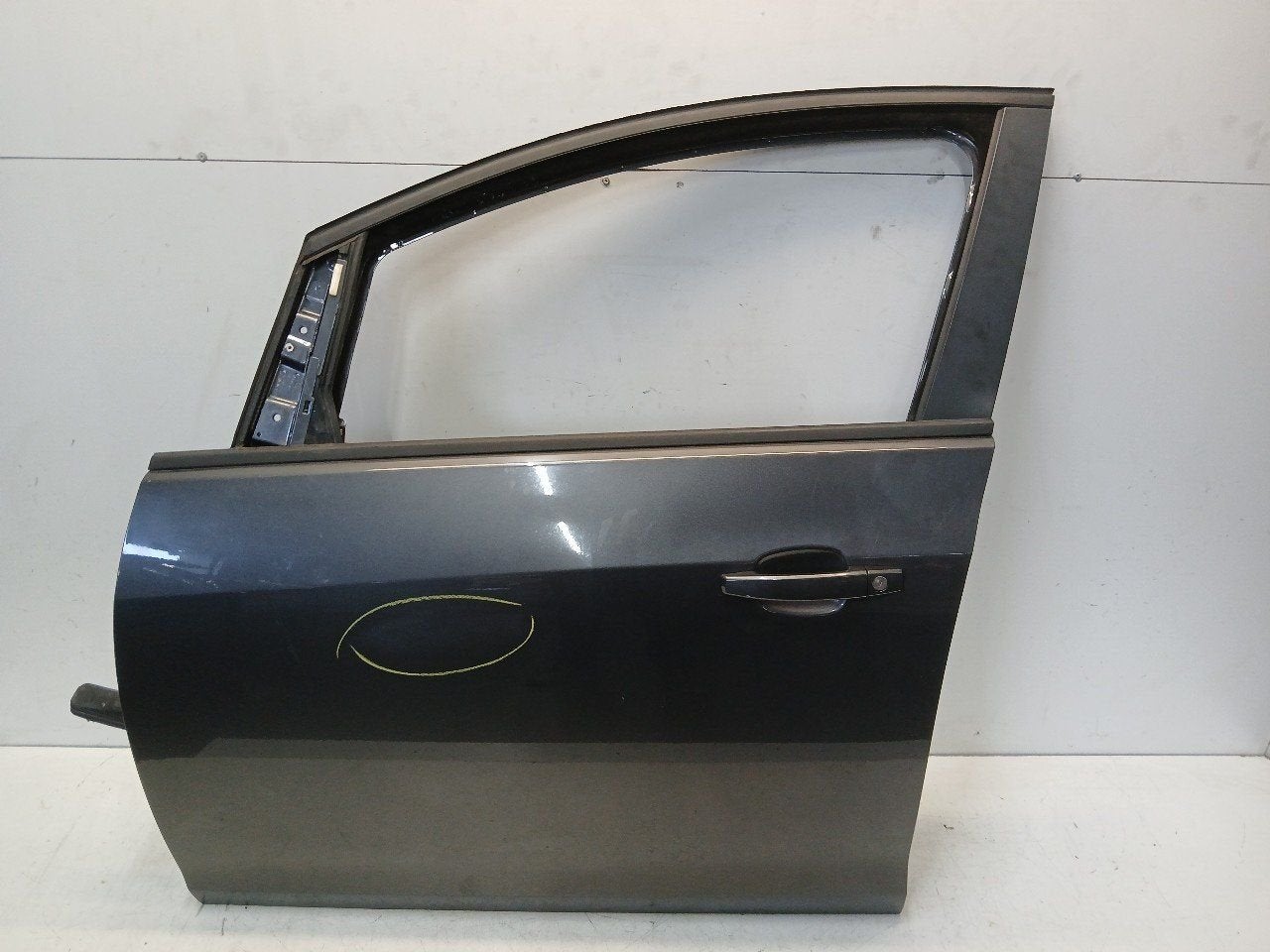 Portier links voor Opel Astra, Onderdelen@venauto.nl, Van der Ven Autorecycling B.V., Gebruikt, Ettenseweg 76, 4706 PB Roosendaal, The Netherlands