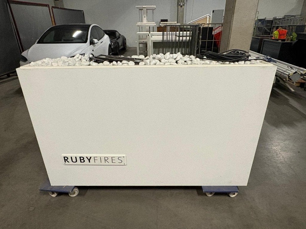 Ruby Fires Elektrische Bio-Ethanol Haard met witte stenen, Ophalen, Gebruikt, Vrijstaande haard, Elektrische haard