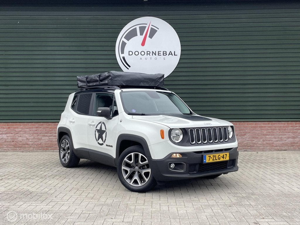 Jeep Renegade 1.4 MultiAir 140PK / DAKTENT / CARPLAY / LEDER, Voorwielaandrijving, Gebruikt, 400 kg, Wit