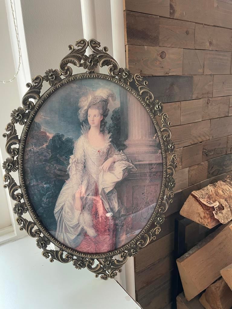 Ovaal schilderij in sierlijke lijst, Ophalen