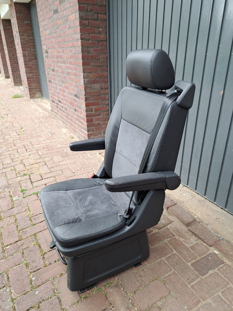 Extra VW California  T5 T6 / Multivan draaistoel, Caravans en Kamperen, Camper-accessoires, Ophalen, Zo goed als nieuw