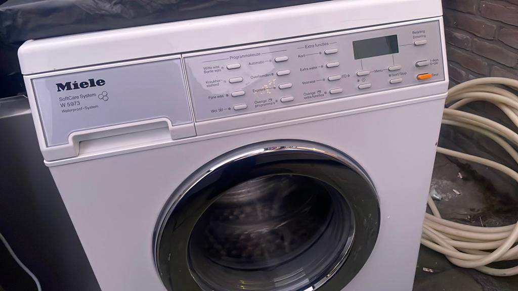 Miele LEES BESCHJNVING, Witgoed en Apparatuur, Ophalen, Gebruikt