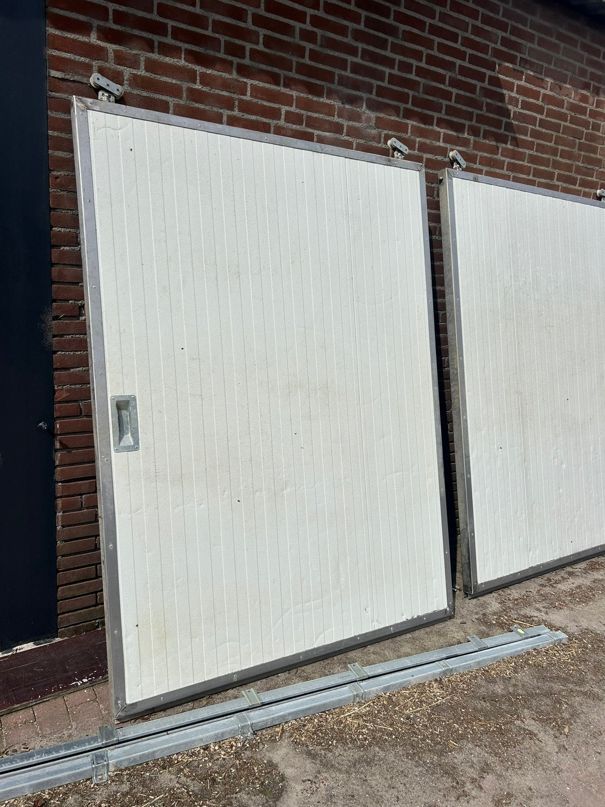 2 schuifdeuren/ staldeuren, Ophalen, Gebruikt, Overige typen, 150 tot 225 cm