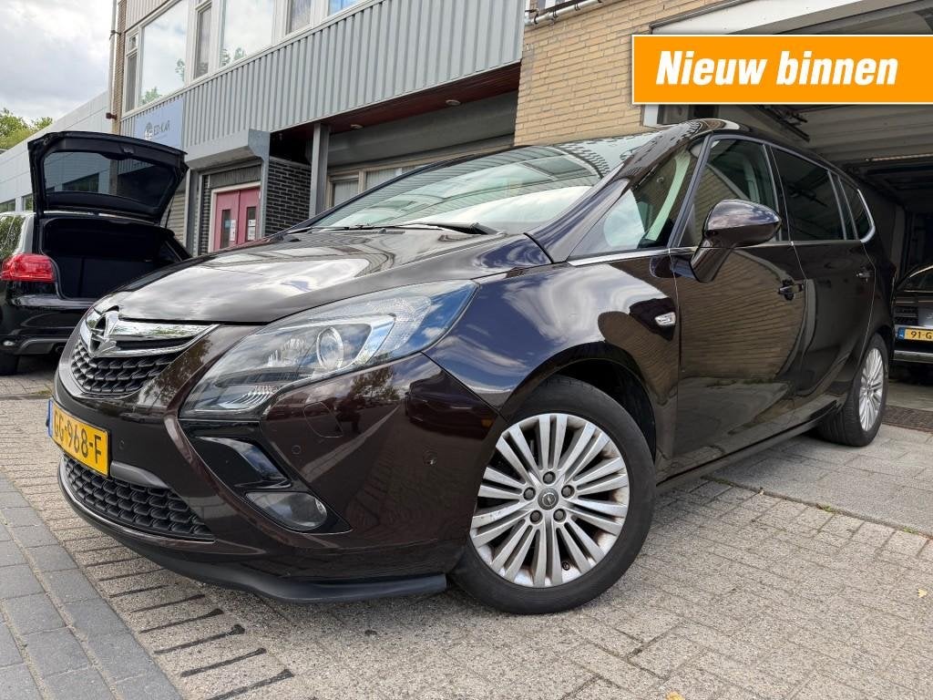Opel ZAFIRA TOURER 1.6 CDTI Business+ 7p. PANO CAMERA TREKHA, Auto's, Opel, 1450 kg, 136 pk, Gebruikt, 4 cilinders