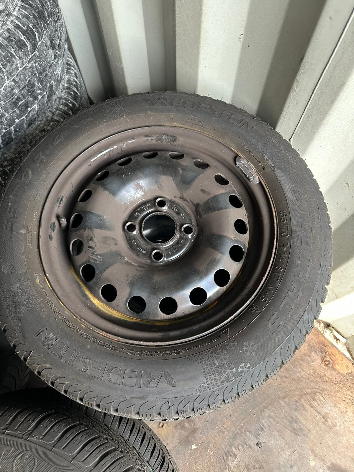 Winterset Volkswagen Up / Seat Mii / CitiGo, Ophalen, 14 inch, Gebruikt, Banden en Velgen