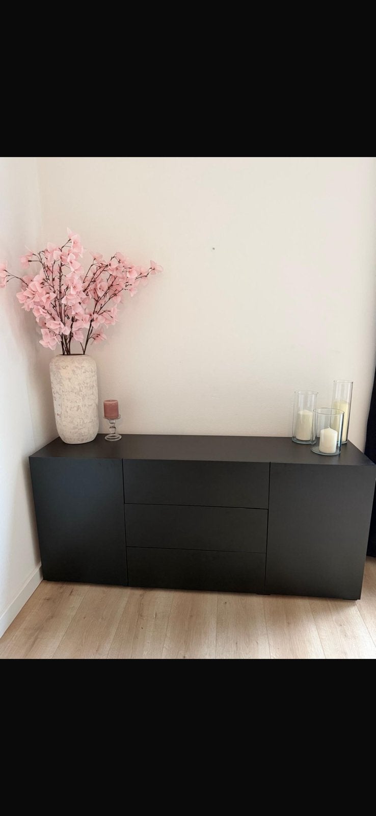 Dressoir kast | Meubella | Asilenta, Huis en Inrichting, Kasten | Dressoirs, Ophalen, Overige materialen, 100 tot 150 cm, Zo goed als nieuw