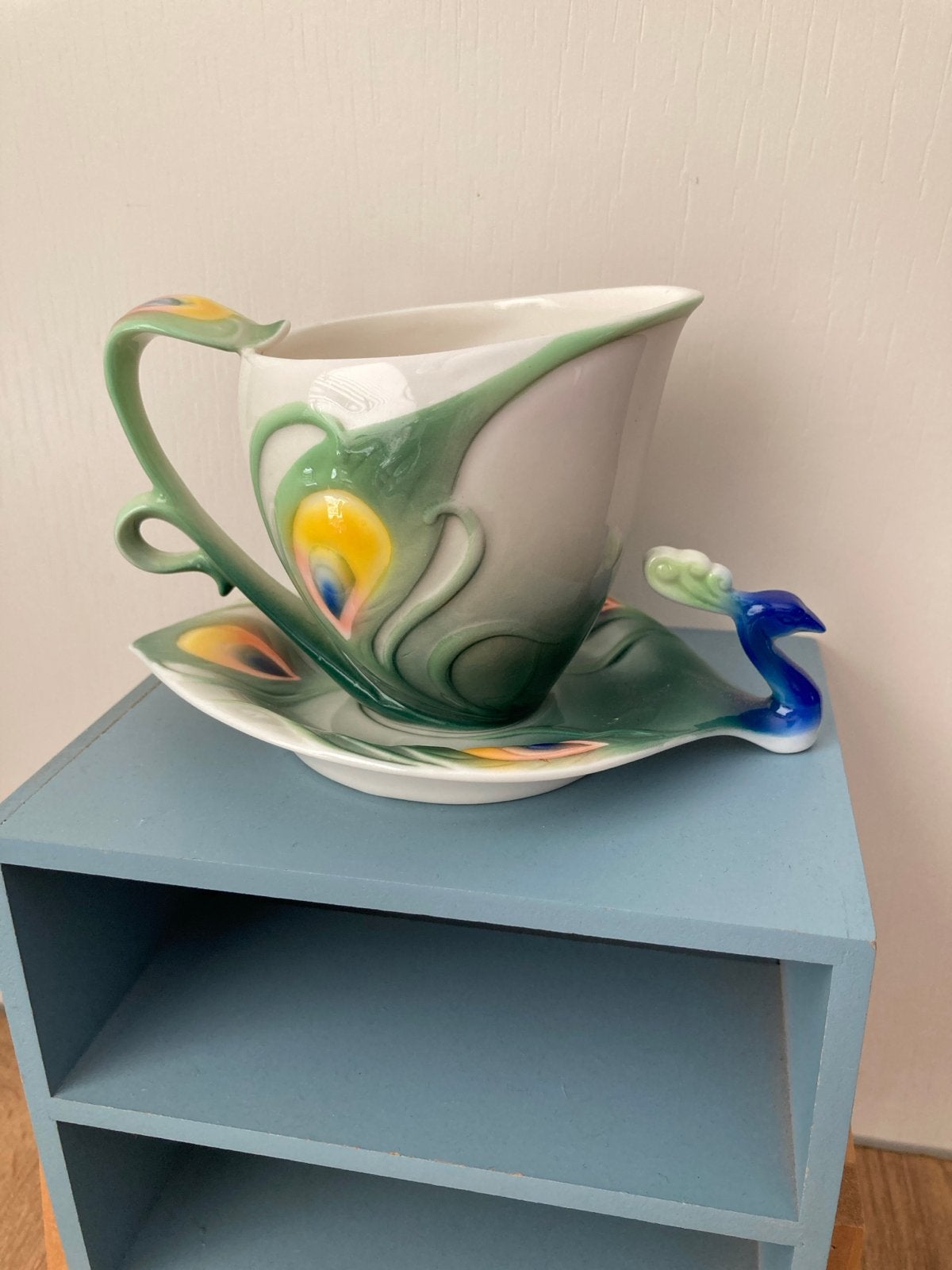 Royal Porcelain pauw peacock melkkannetje, Antiek en Kunst, Ophalen of Verzenden
