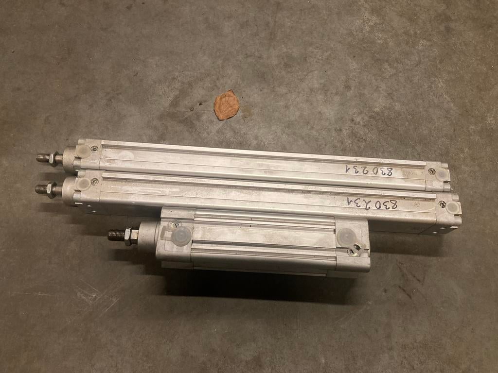 Festo luchtcilinders, Ophalen of Verzenden, Gebruikt