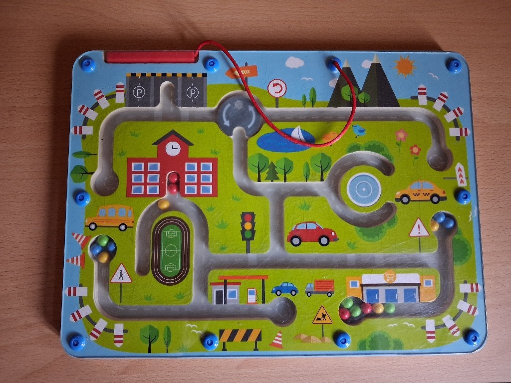 Auto magneet puzzel met balletjes, Ophalen, Gebruikt
