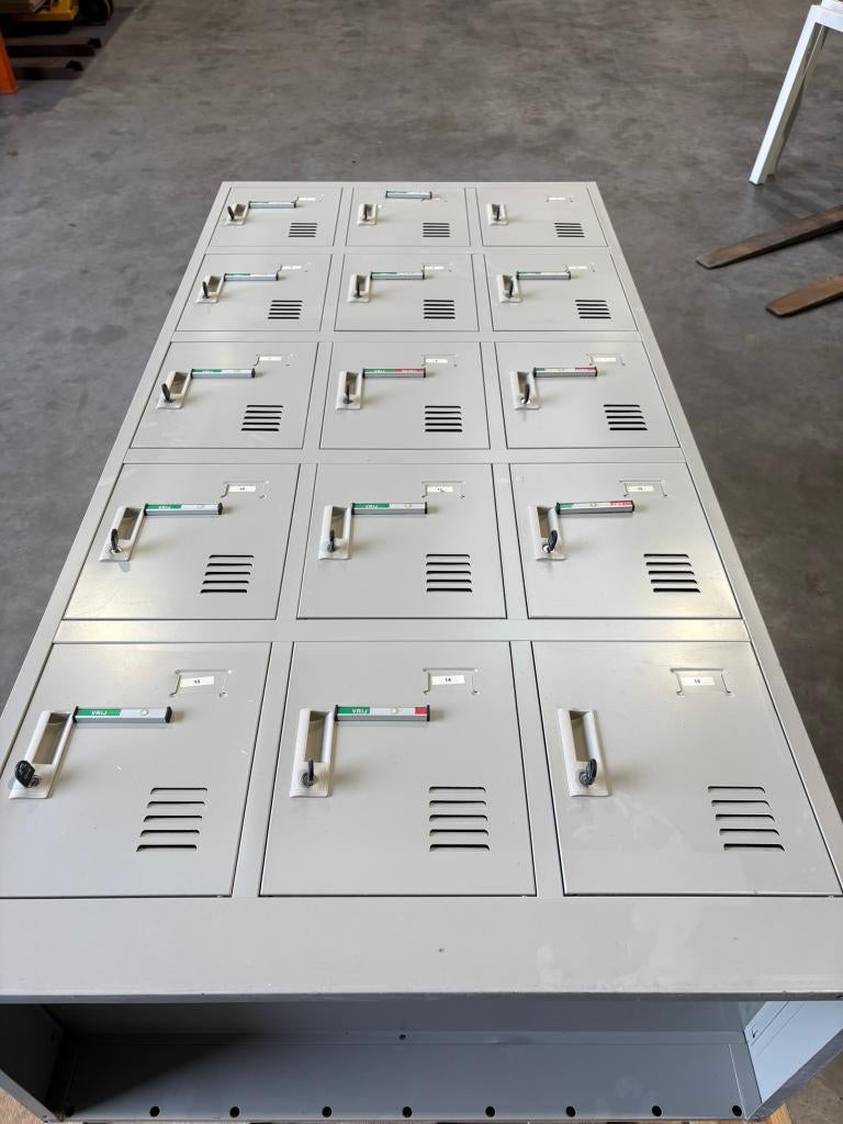 locker kast, Ophalen, Gebruikt