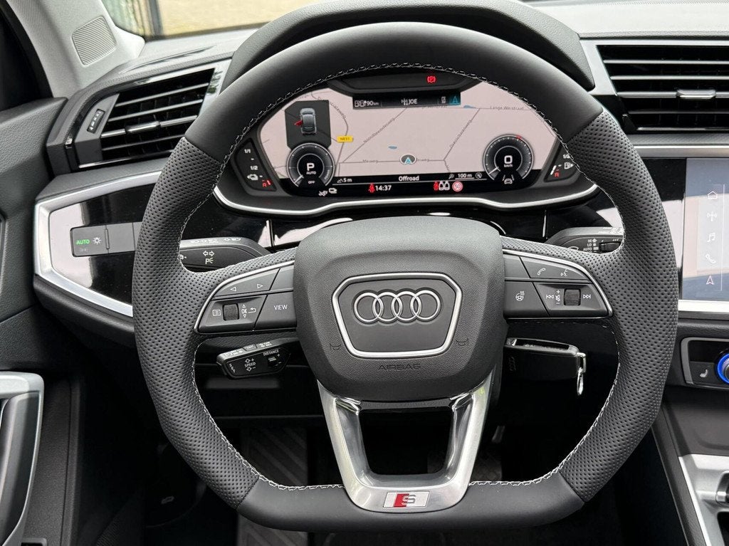 AUDI Q3 Sportback 45|2x SLINE| PANODAK|STUURWERWARMING| ACC, Auto's, Audi, Automatische klimaatregeling, Gebruikt, Zwart, Met garantie (alle)